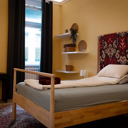 Salon Apartment In Dorcol Historical Belgrad Exteriör bild