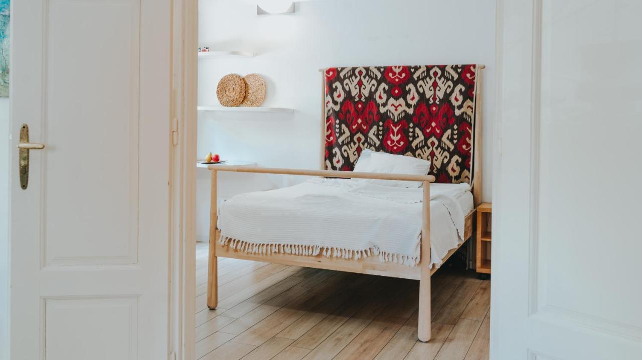 Salon Apartment In Dorcol Historical Belgrad Exteriör bild