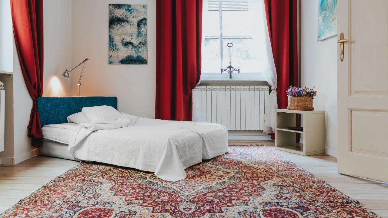 Salon Apartment In Dorcol Historical Belgrad Exteriör bild