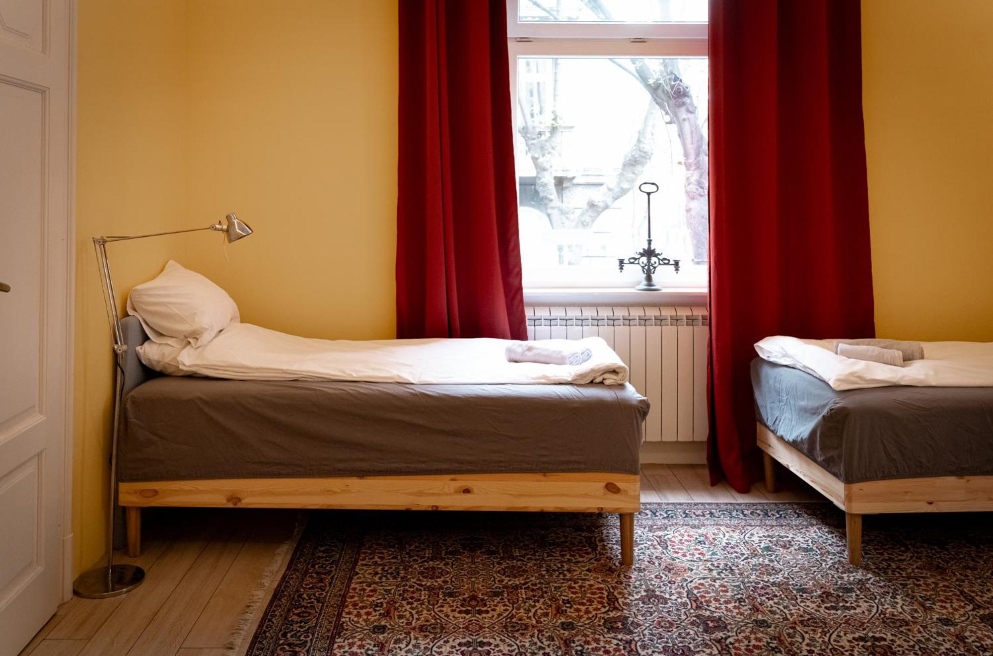 Salon Apartment In Dorcol Historical Belgrad Exteriör bild